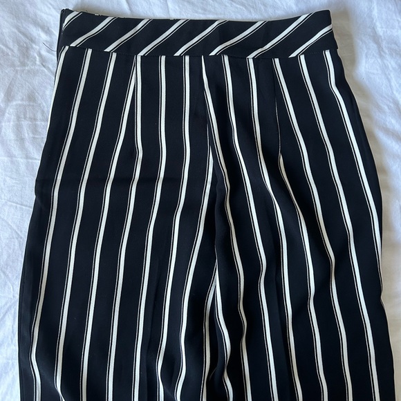 H&M striped navy flare pant - Picture 8 of 10